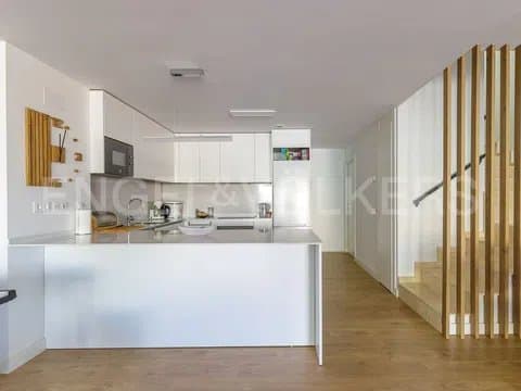 Chalet adosado en calle Félix Revello de Toro thumbnail 18