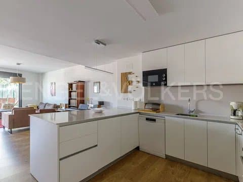 Chalet adosado en calle Félix Revello de Toro thumbnail 10