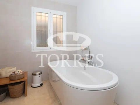 Historic Townhouse in Centro with Plaza Views thumbnail 12