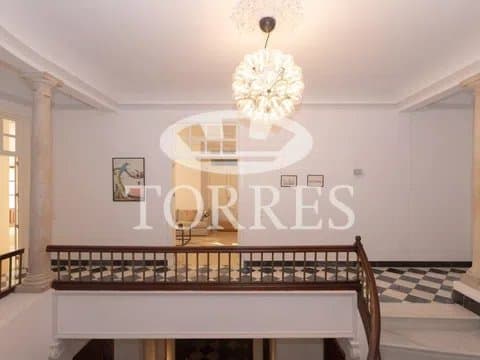 Historic Townhouse in Centro with Plaza Views thumbnail 26