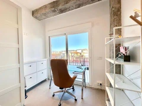 Penthouse on Calle Granados with wraparound terrace thumbnail 13