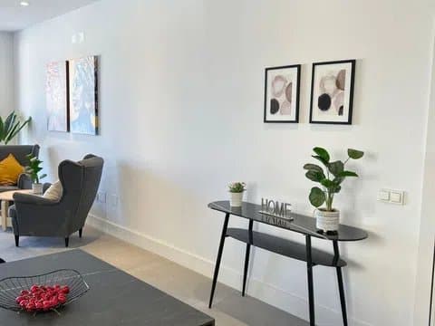 Penthouse on Calle Granados with wraparound terrace thumbnail 6