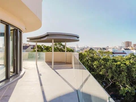 Ático en alameda Principal alternate view