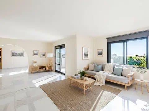 Penthouse in Arroyo de la Miel with Master Suite alternate view