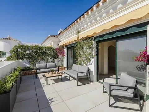 Penthouse in Arroyo de la Miel with Master Suite thumbnail 8